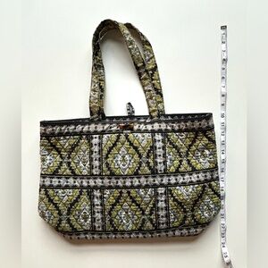 Vera Bradley Large Tote Shoulder Bag Toggle Purse Dbl Handle paisley green white